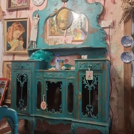 Tina's Art - Venetian Walls District Nicosia