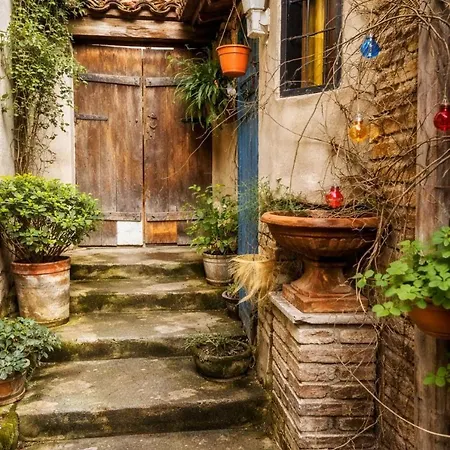 Holiday home Tina's Art - Venetian Walls District