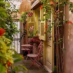 Tina's Art - Venetian Walls District * نيقوسيا